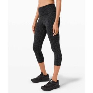 Lululemon Fast and Free‎ Crop Leggings   Size 4   Formation Camo Deep Coal